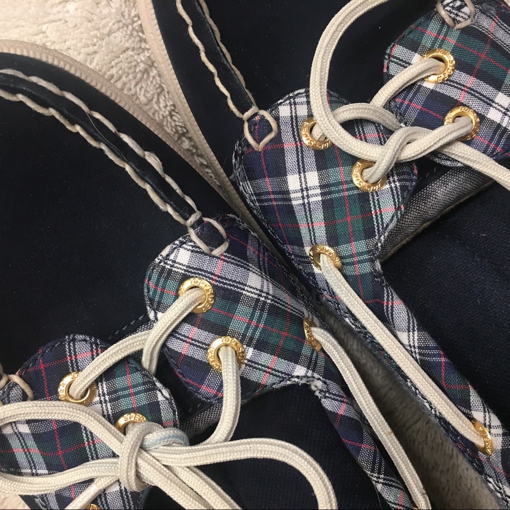 sperry navy plaid sliders 9.5